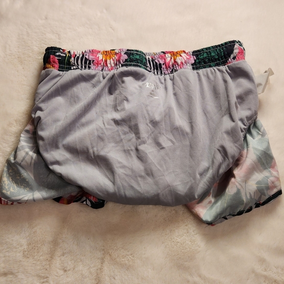 Old Navy Active Hawaiian Go-Dry Running Shorts Size XS - Picture 12 of 16